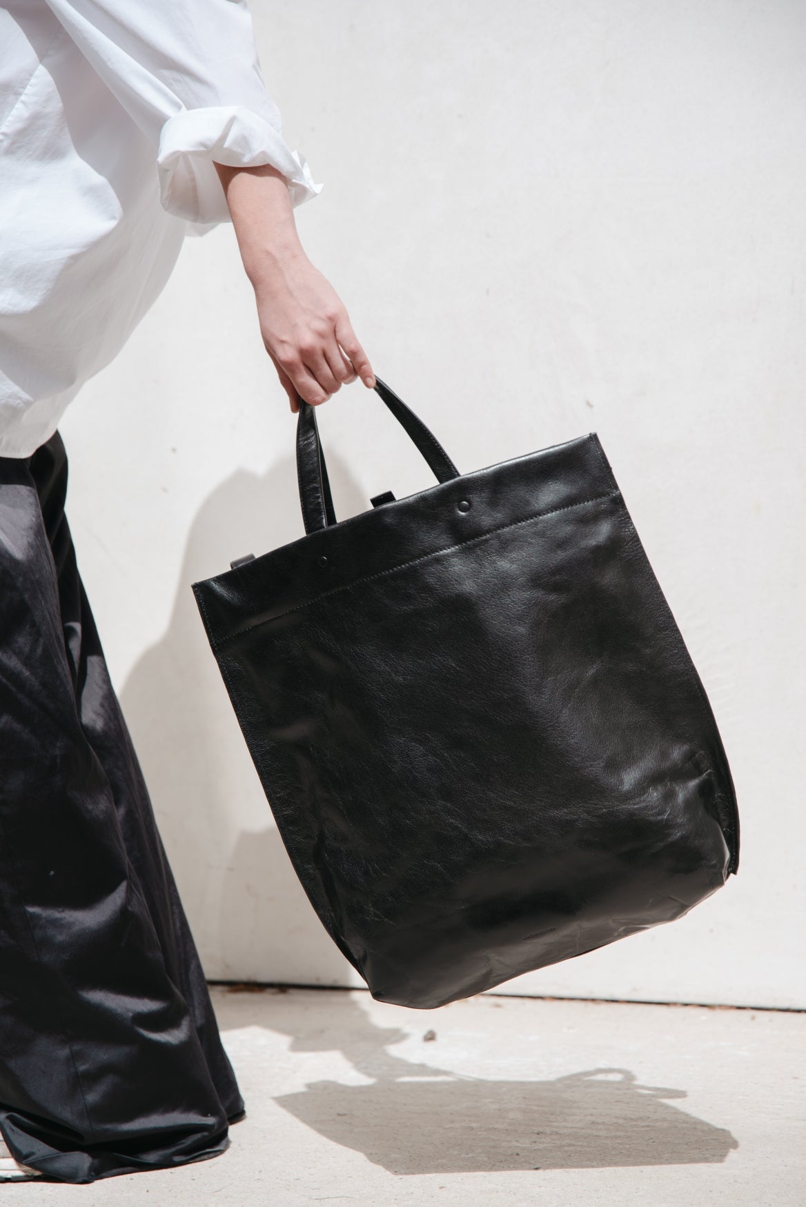JANI | Crushed Grain | Black
