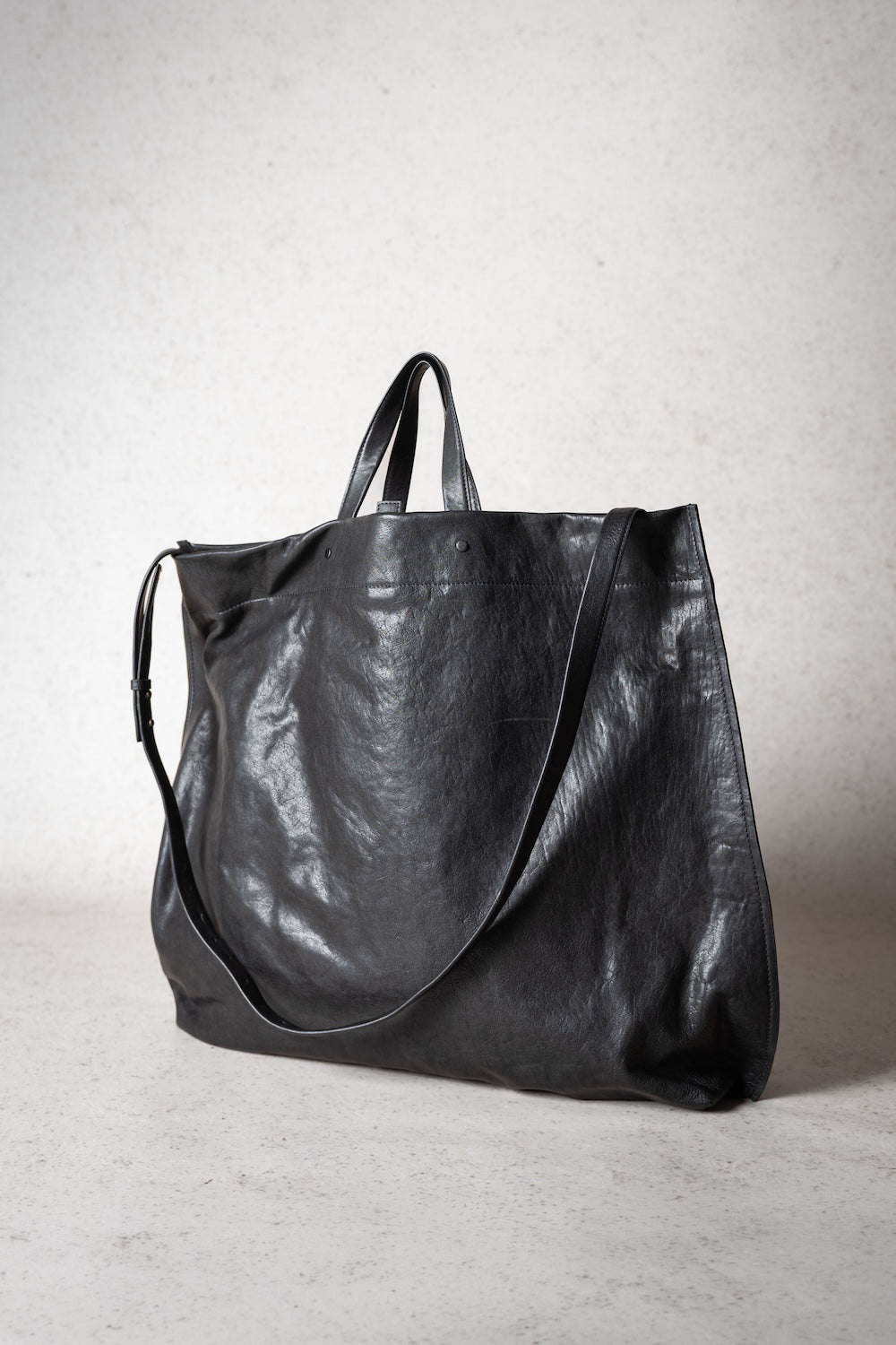 MATTI | Matte Natural Grain | Slate Black