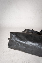 MATTI | Crushed Grain | Black