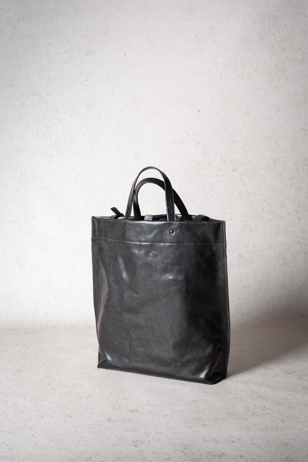 JANI | Crushed Grain | Black