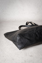 KIKI | Matte Natural Grain | Slate Black