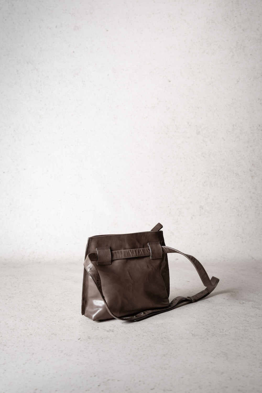 SIENI | Crushed Grain | Oxidized Brown