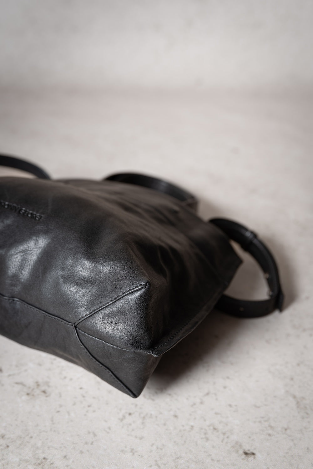 FALKI | Matte Natural Grain | Slate Black