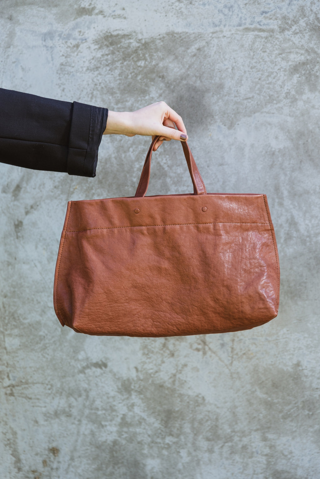 ELLI | Matte Natural Grain | Burnished Cognac