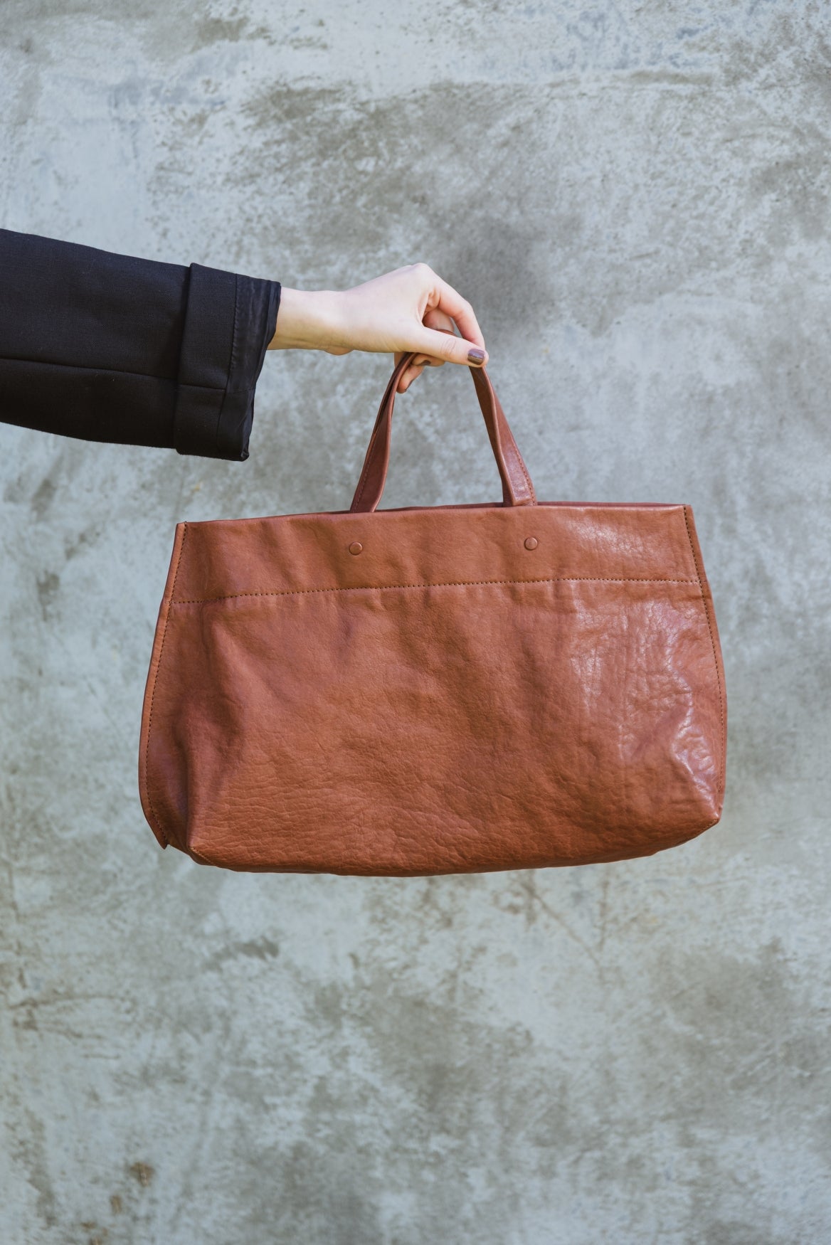 ELLI | Matte Natural Grain | Burnished Cognac