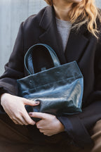 FALKI | Crushed Grain | Black