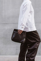 SIENI | Matte Natural Grain | Slate Black